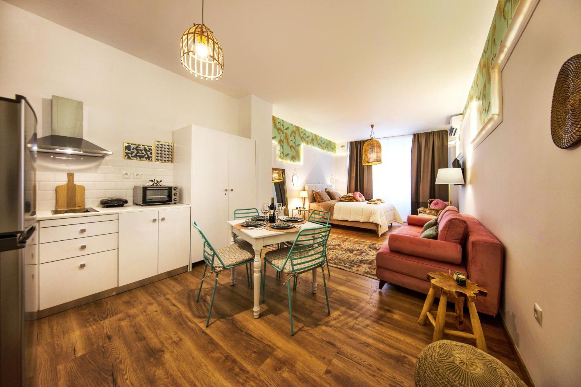 42 négyzetméteres stúdió Apartman 1 fürdőszobával Omonia területén Athén Kültér fotó